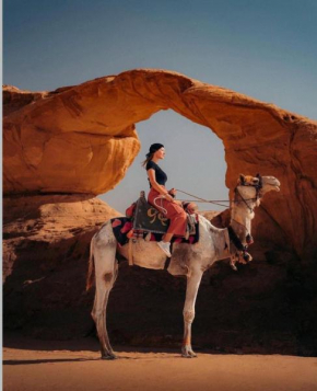RUM SADEEN LUxURY CAMP